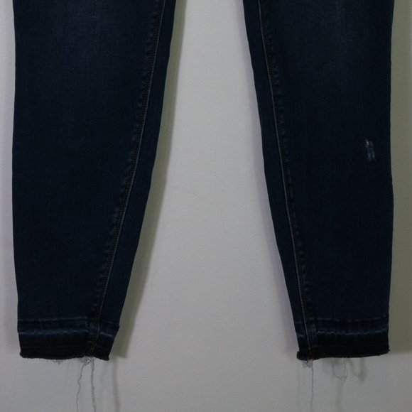 Spanx Distressed Skinny Jeans Jeggings Legging Medium Wash Distressed Small - Picture 8 of 10